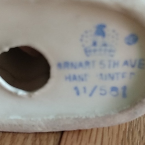 Antique boy/quitar statue - Picture 3 of 4